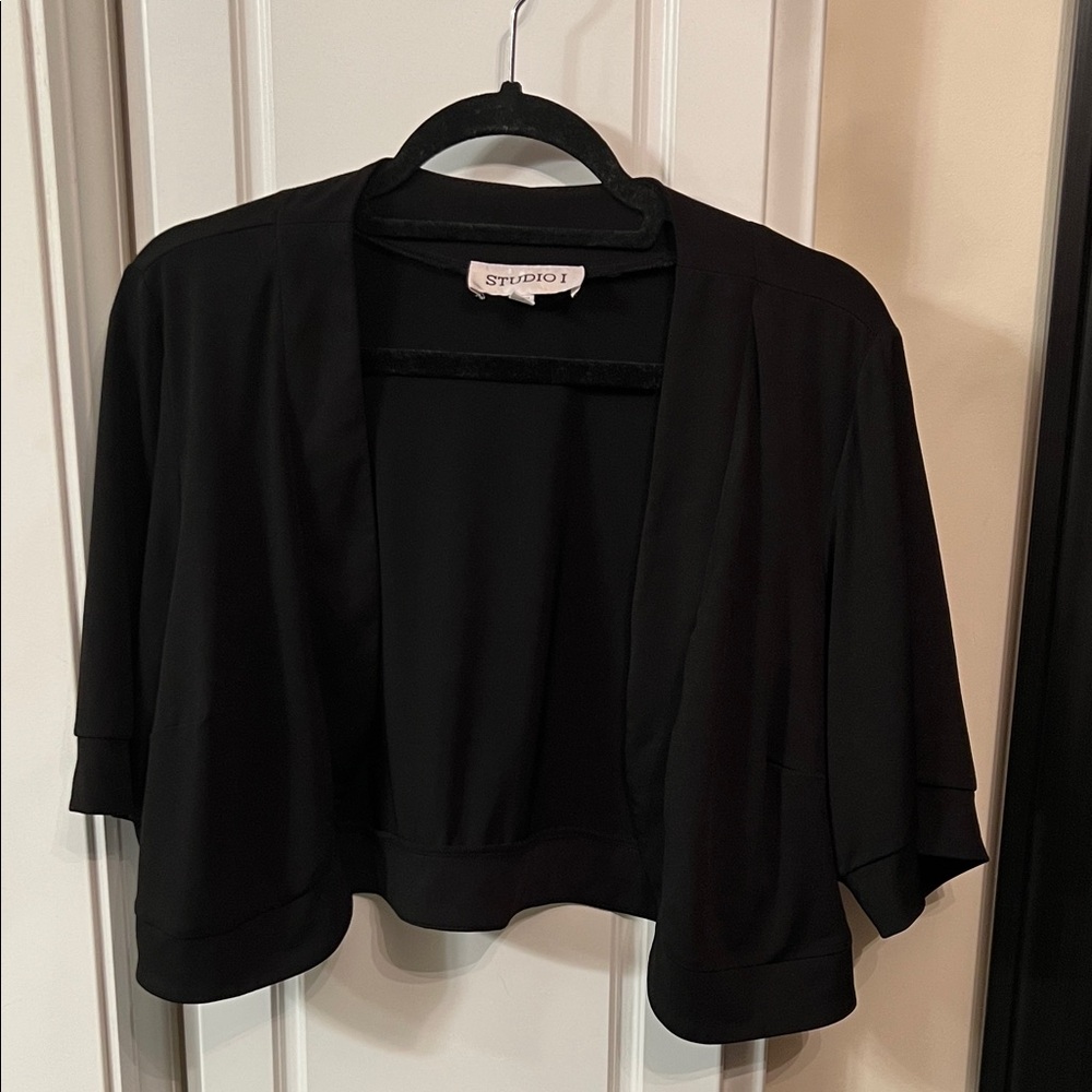 Studio 1 Black Shrug